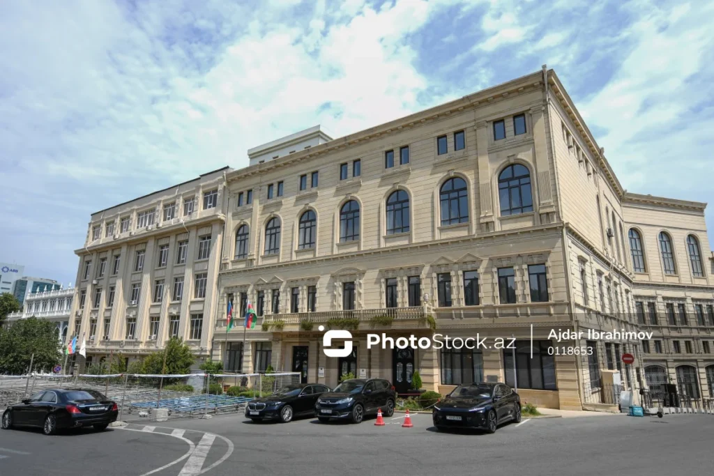 z7GkROJXyBcWj3LGmFy1lsNjIQELpadpoqoysnIT_1200